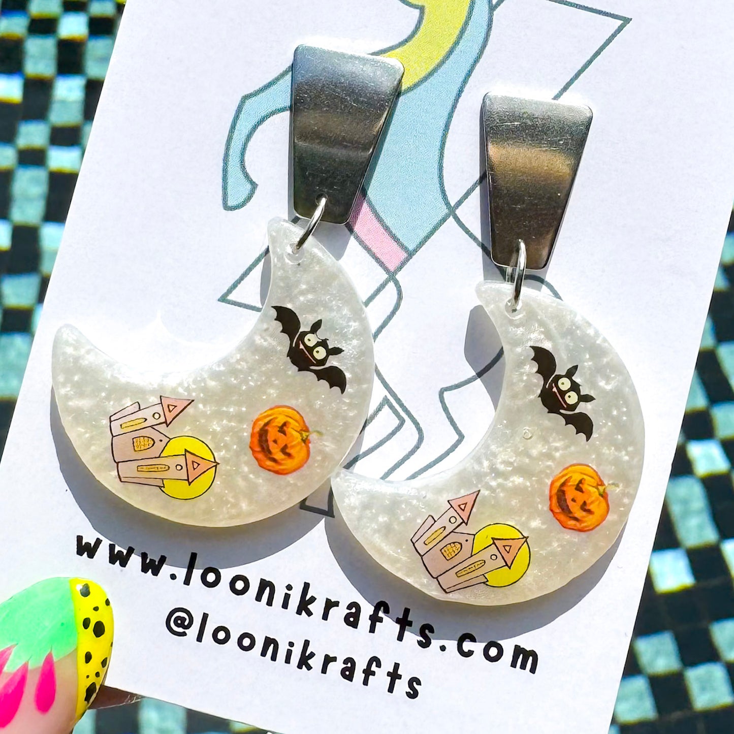 Halloween ~ Moon | Handmade resin earrings