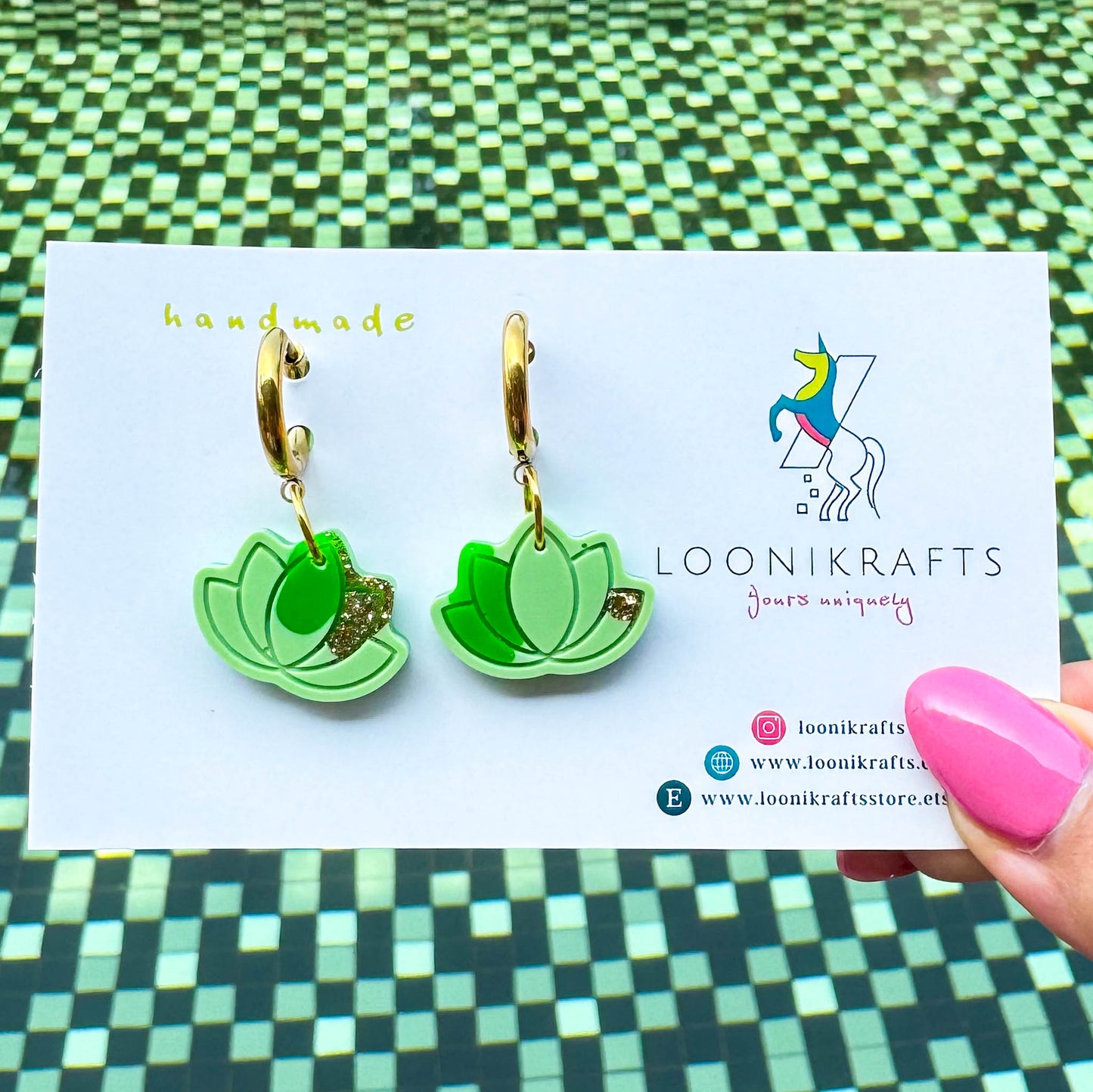 Lotus 🪷 | Green handmade resin earrings