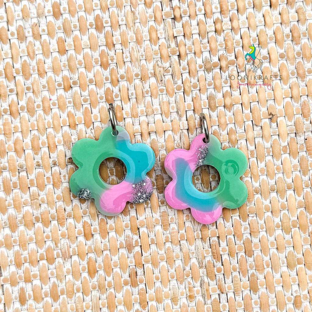 DRZ ~ Fleur (L) | Colourful handmade resin earrings