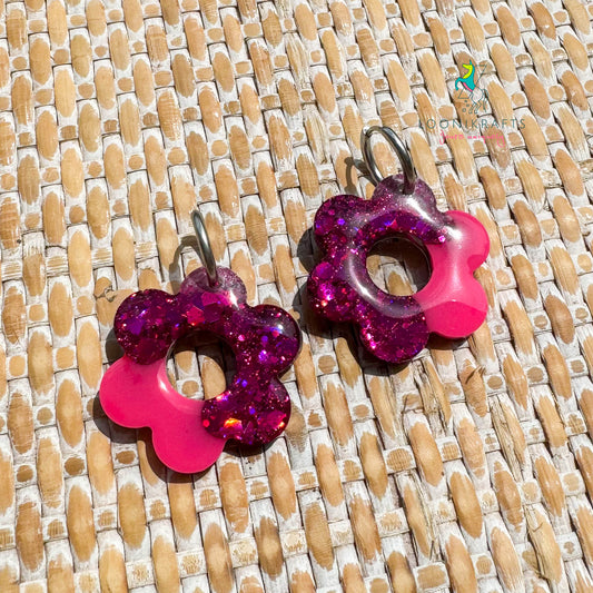 Fleur (S) | Pink handmade resin earrings